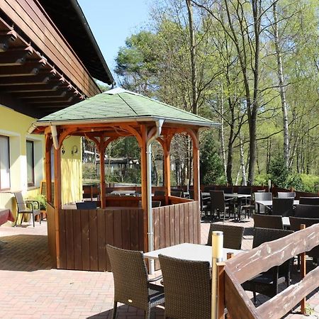 Hotel Und Restaurant Karpfenschaenke Schenkendobern Luaran gambar