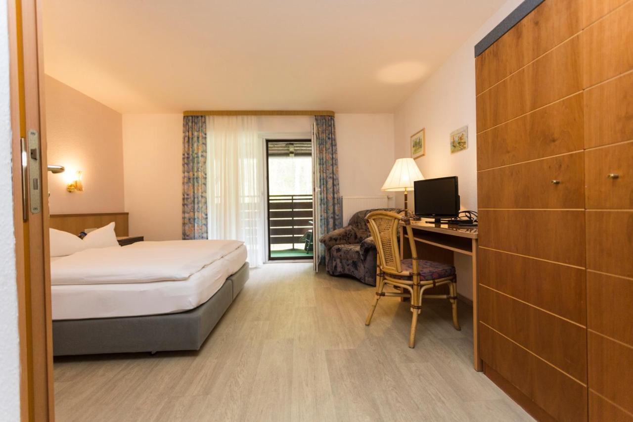 Hotel Und Restaurant Karpfenschaenke Schenkendobern Luaran gambar