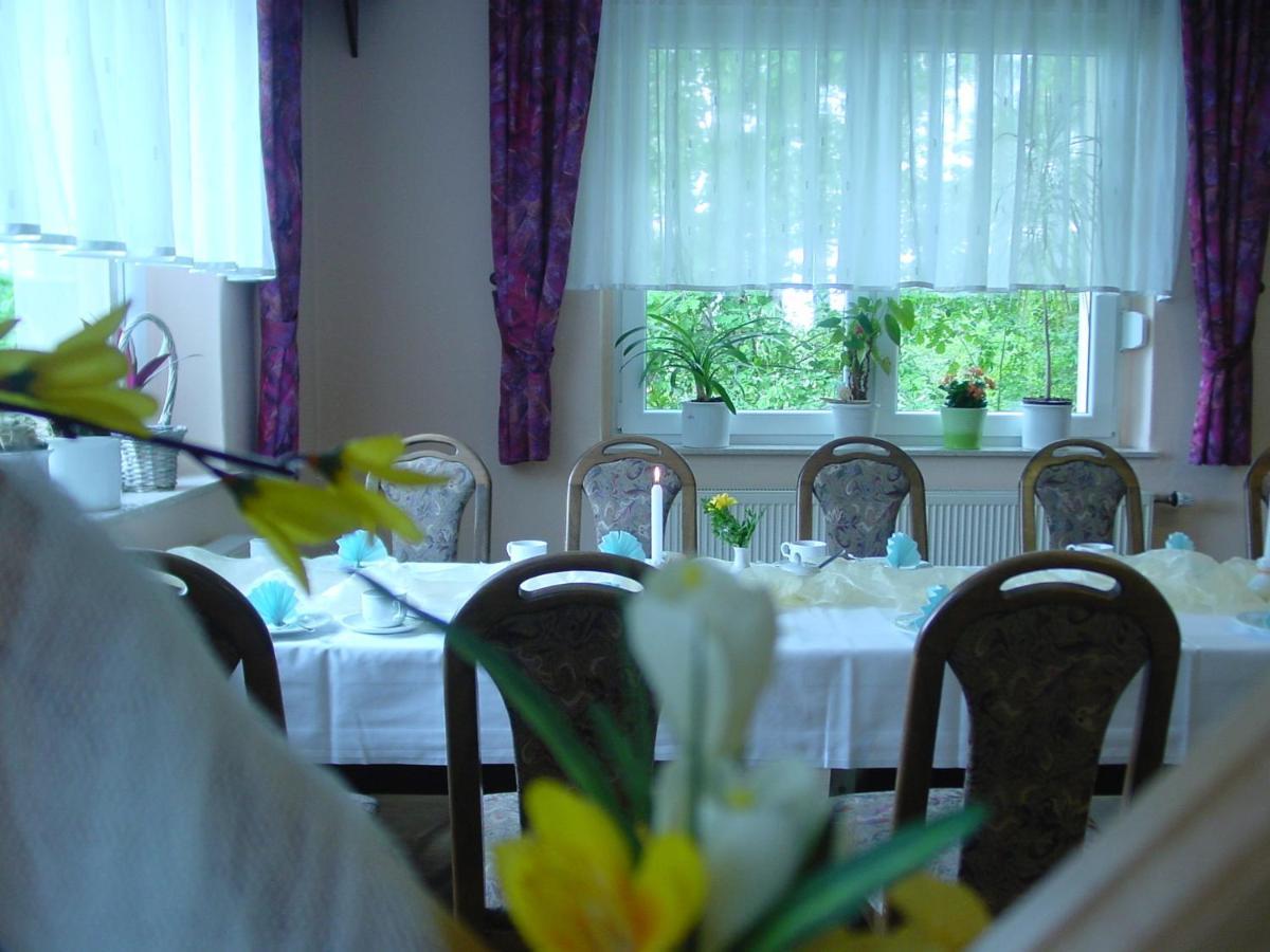 Hotel Und Restaurant Karpfenschaenke Schenkendobern Luaran gambar