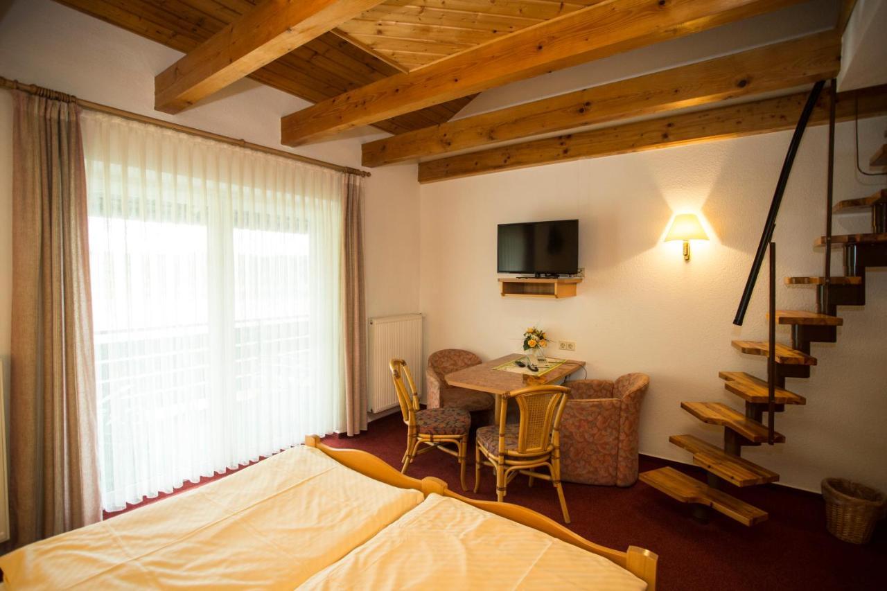 Hotel Und Restaurant Karpfenschaenke Schenkendobern Luaran gambar